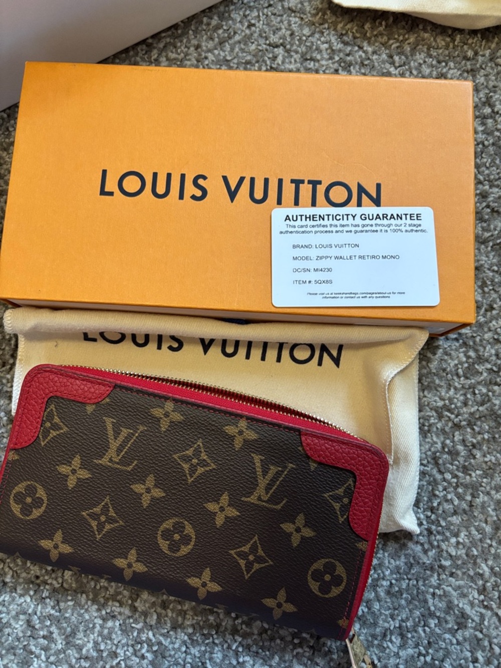 Louis Vuitton Monogram Canvas Wallet - Picture 2 of 15
